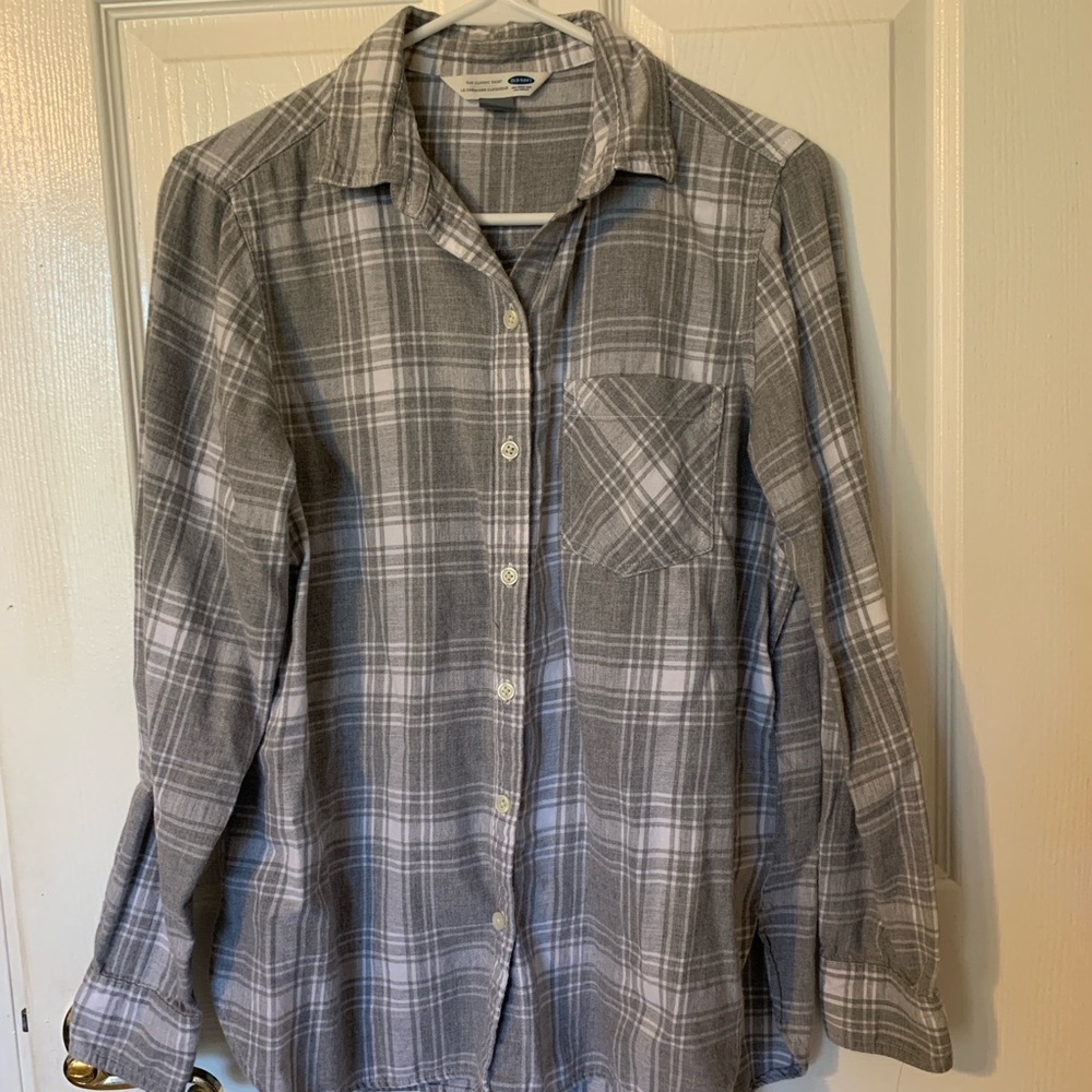 Old Navy Gray Plaid Button-Up Shirt